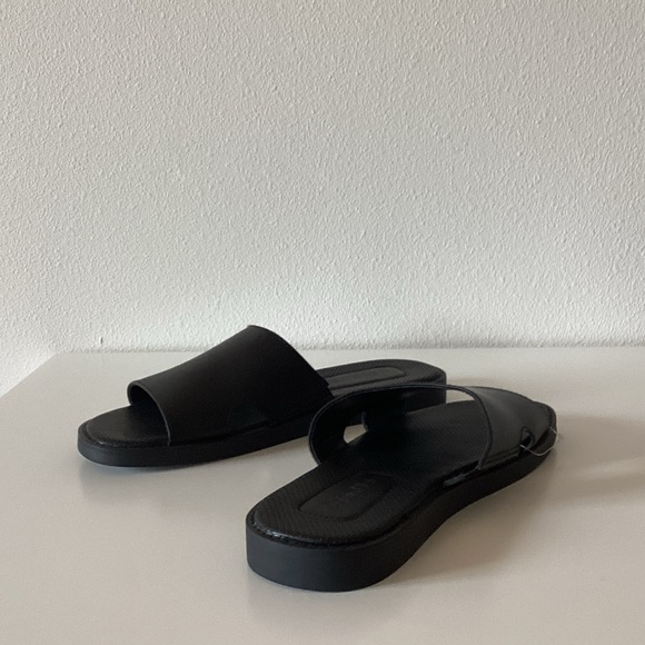 Shoes - Calvin Klein Black Slide Sandals for Women - Minimal Casual Style Size 8.5